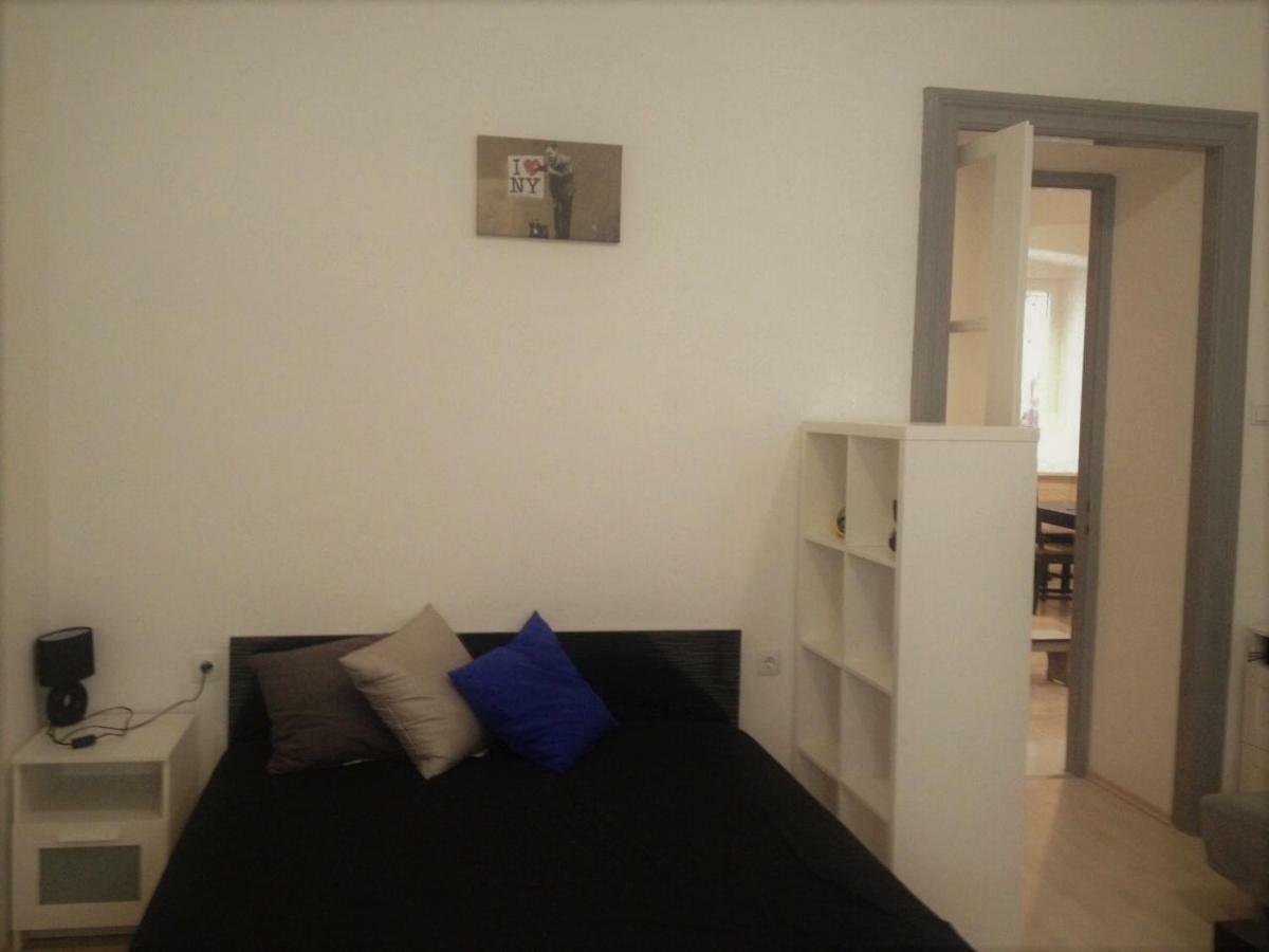 Studio Apartment Diana Rijeka Exteriör bild
