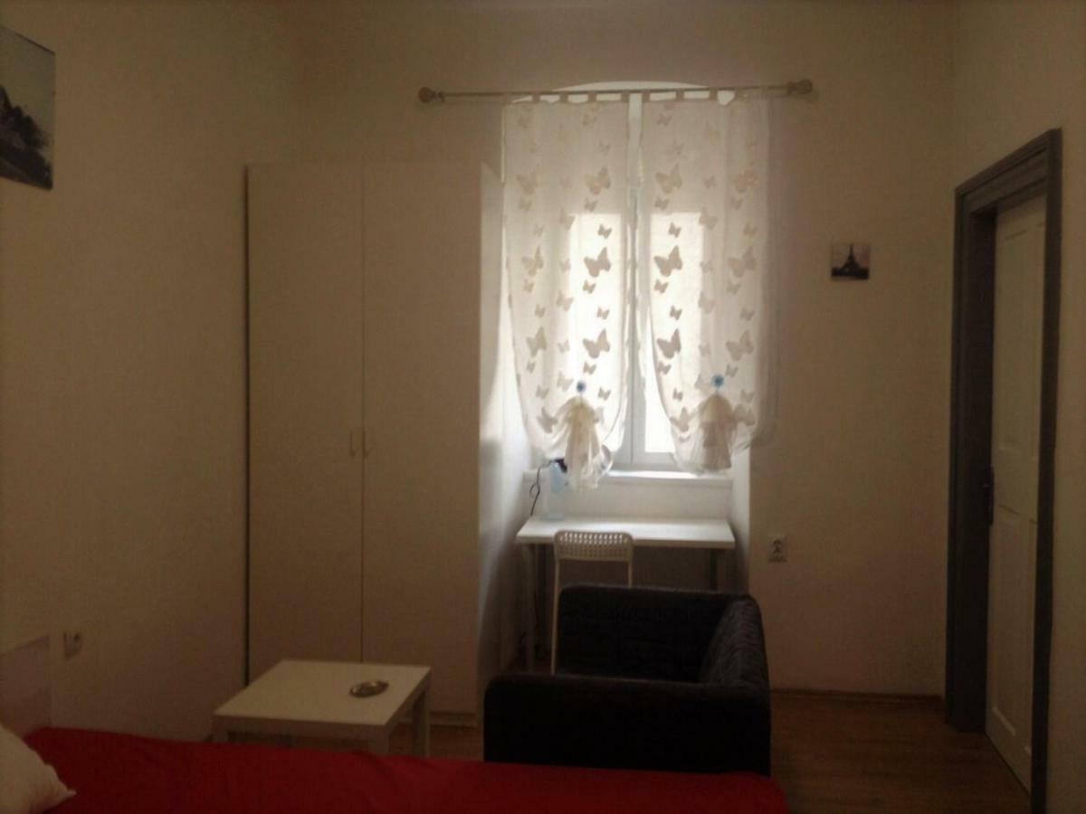 Studio Apartment Diana Rijeka Exteriör bild